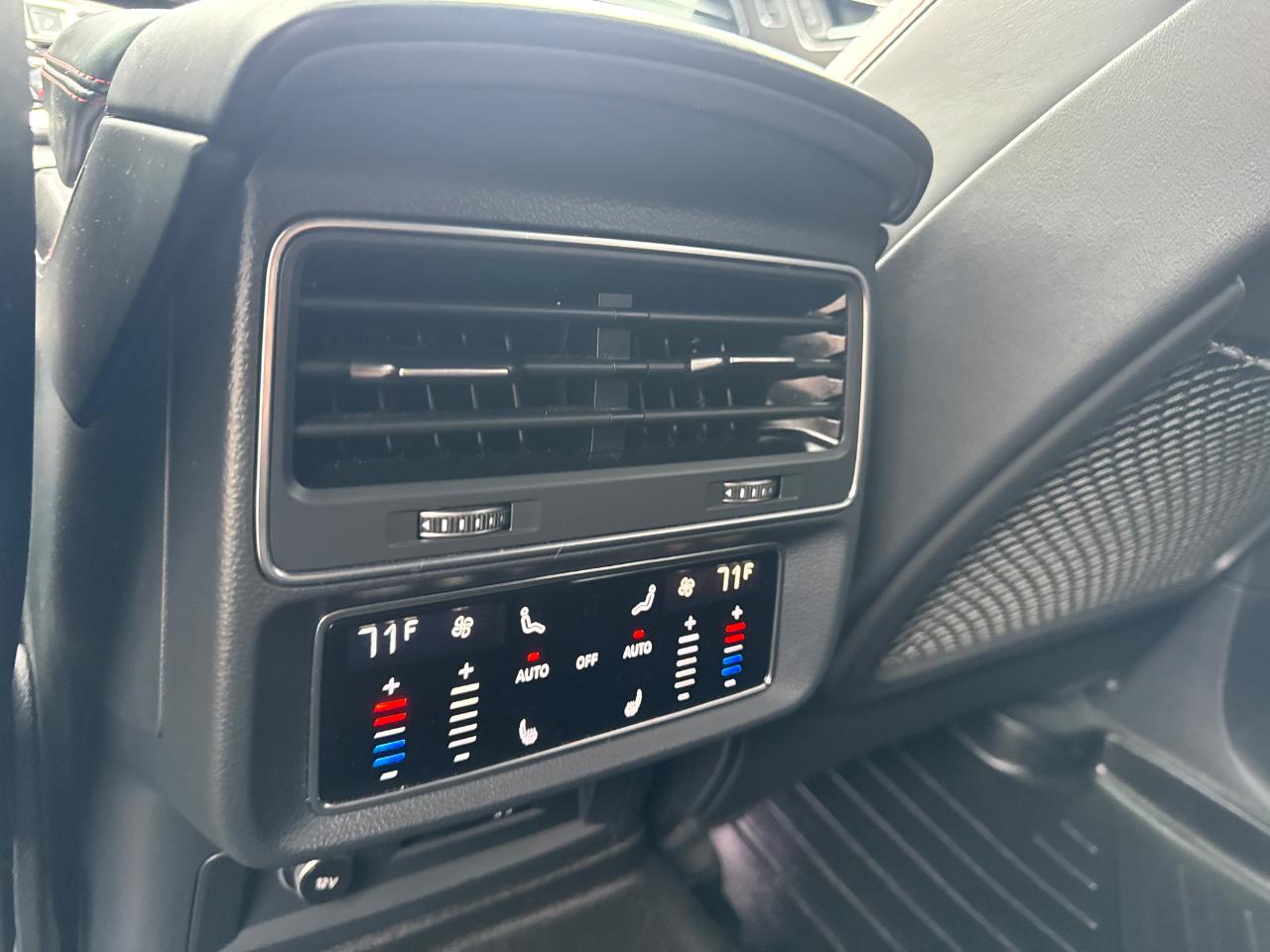Audi RS Q8  2020