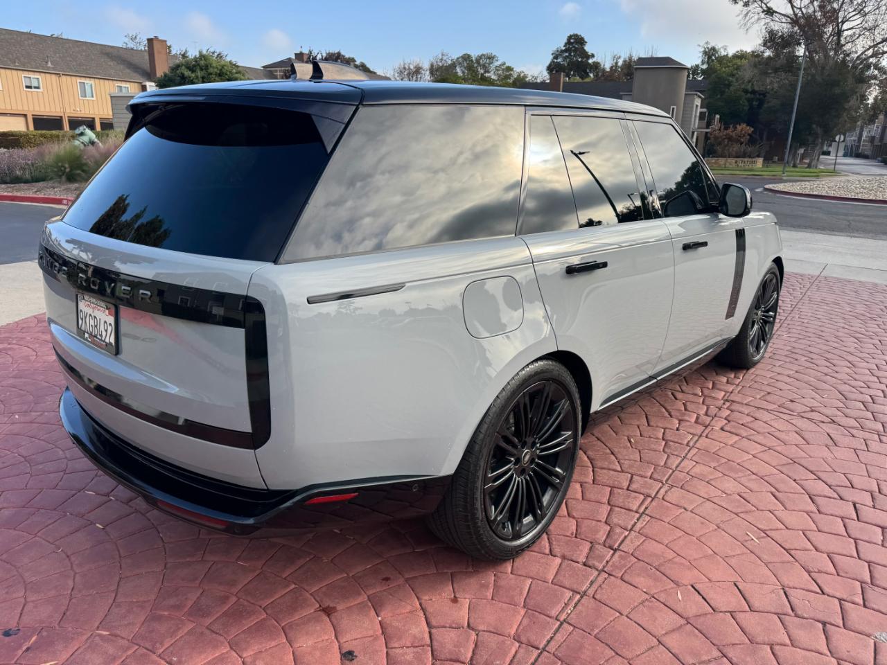 Land Rover Range Rover photo 2