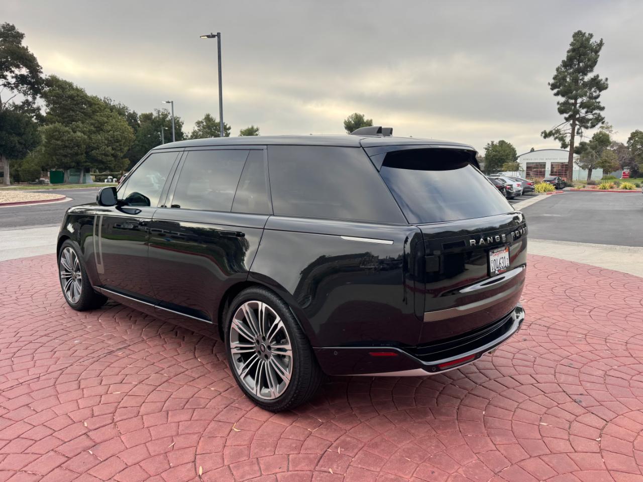 Land Rover Range Rover SE LWB 7 2025