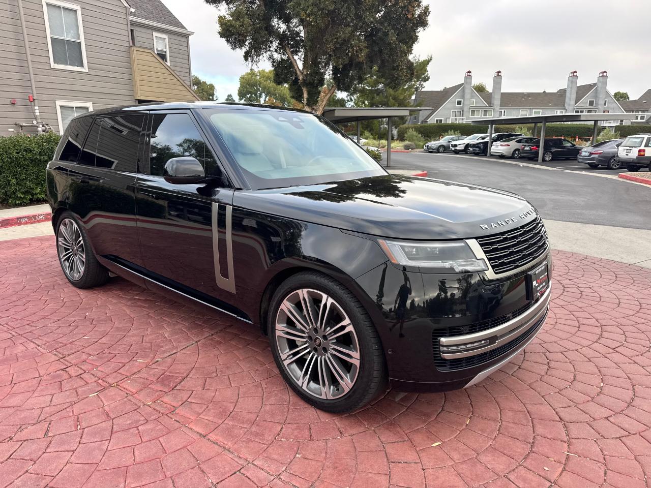Land Rover Range Rover SE LWB 7 2025