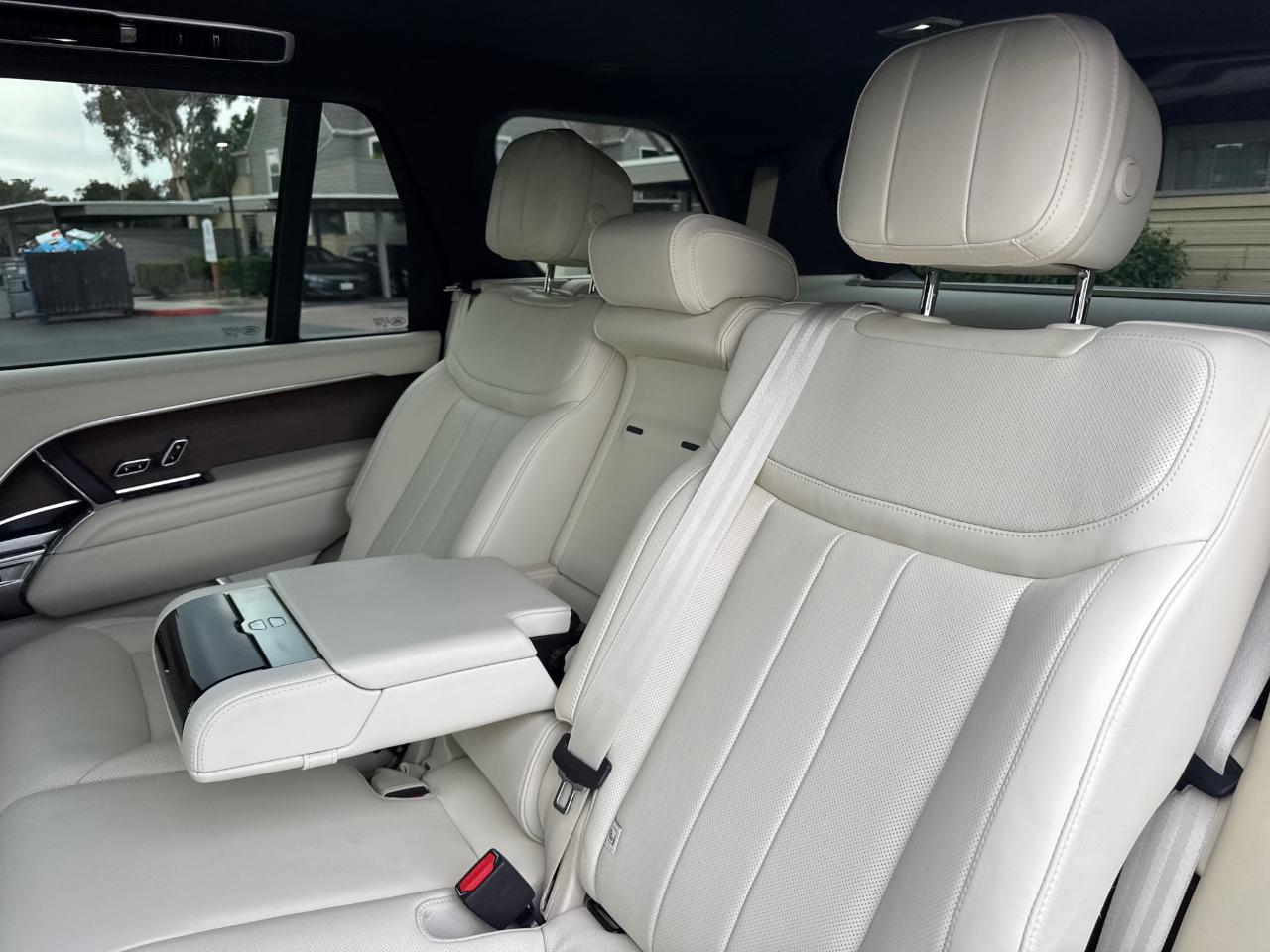 Land Rover Range Rover SE LWB 7 2025