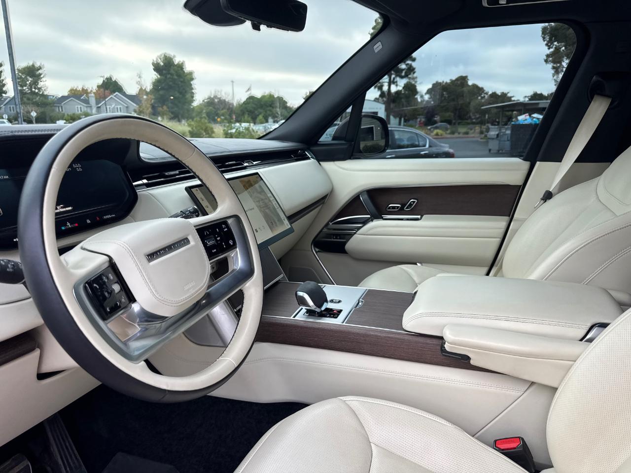 Land Rover Range Rover SE LWB 7 2025