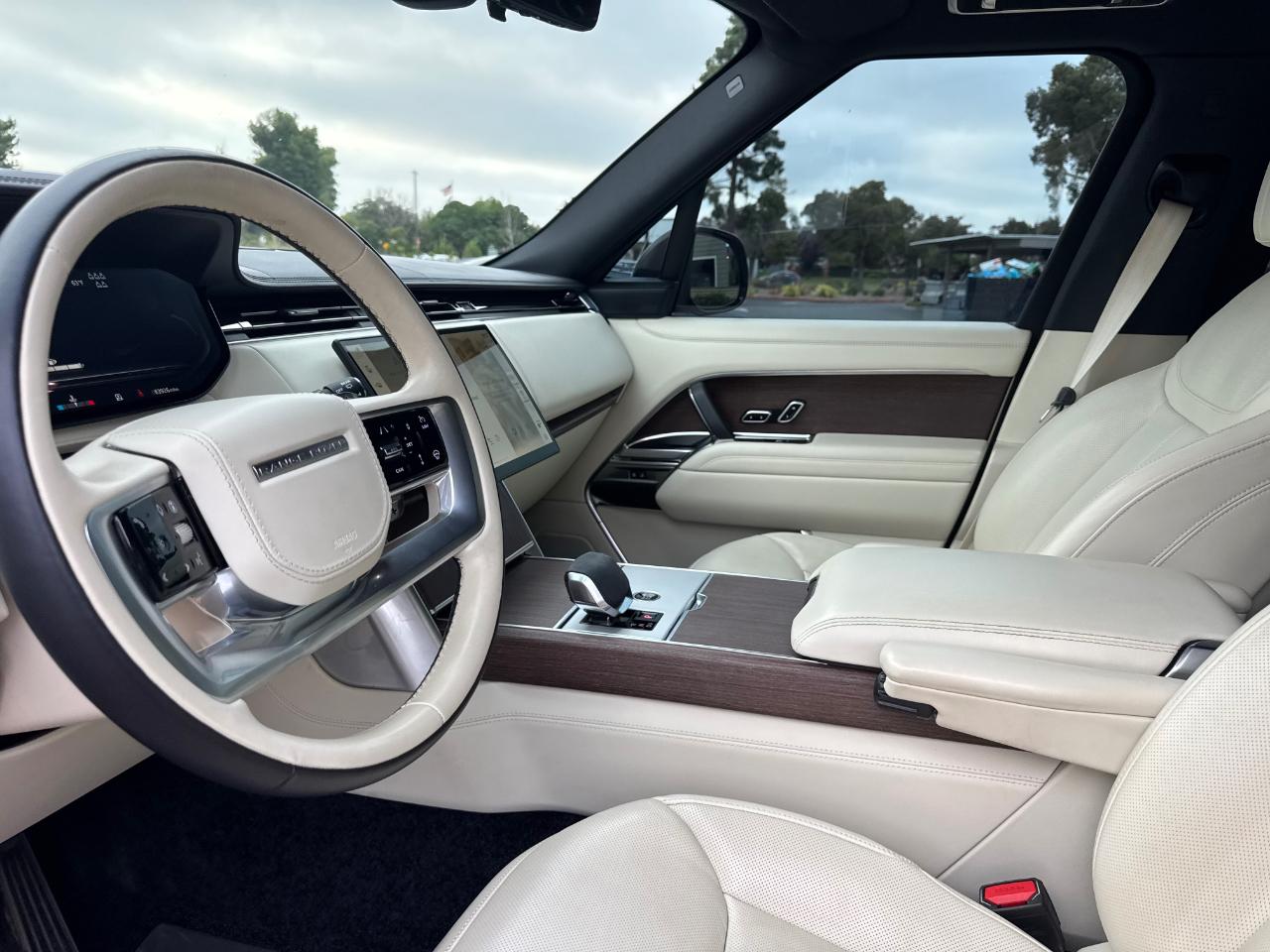 Land Rover Range Rover SE LWB 7 2025