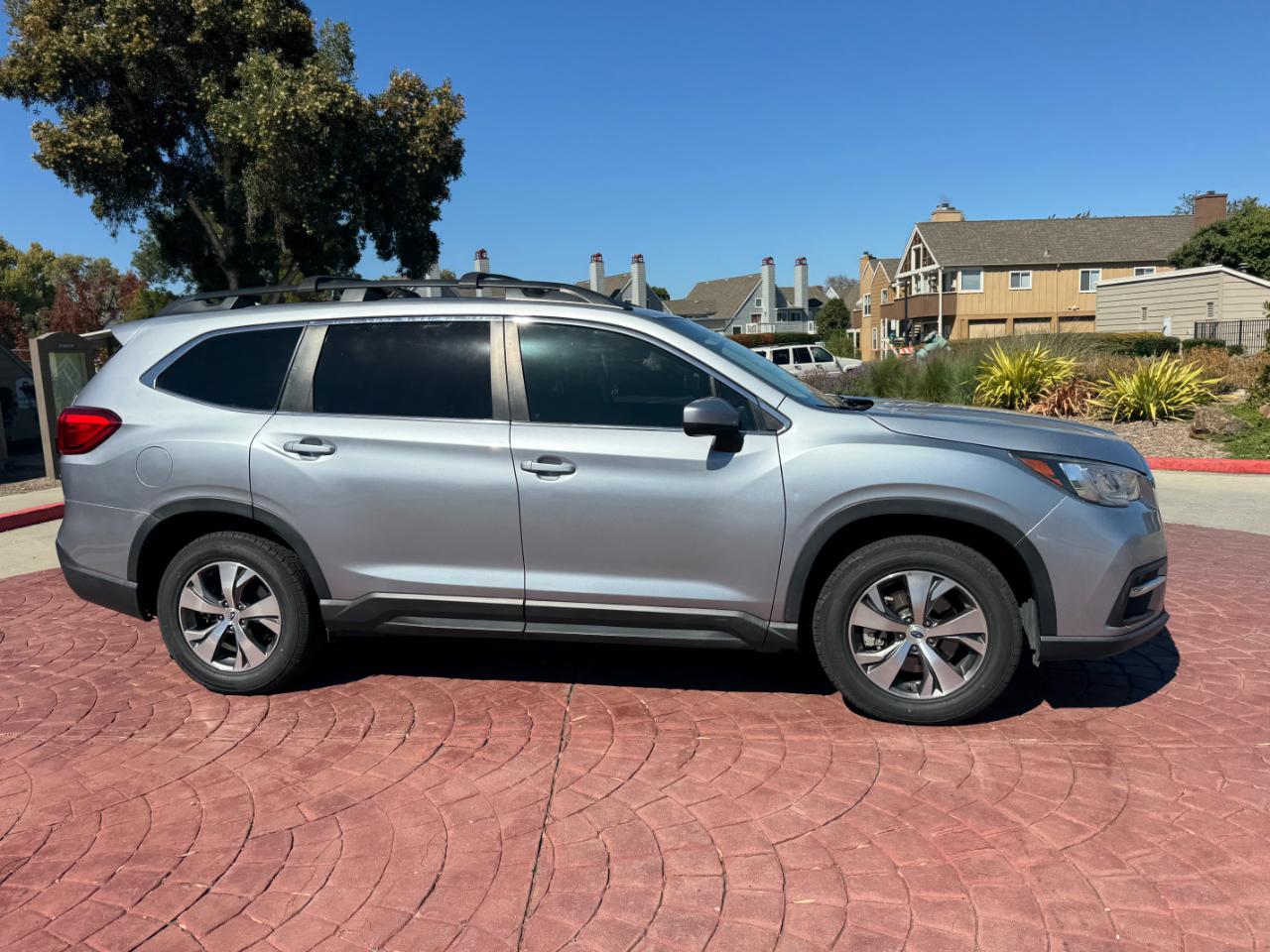Subaru Ascent Premium w/7-Passenger Convenience Pkg 2020