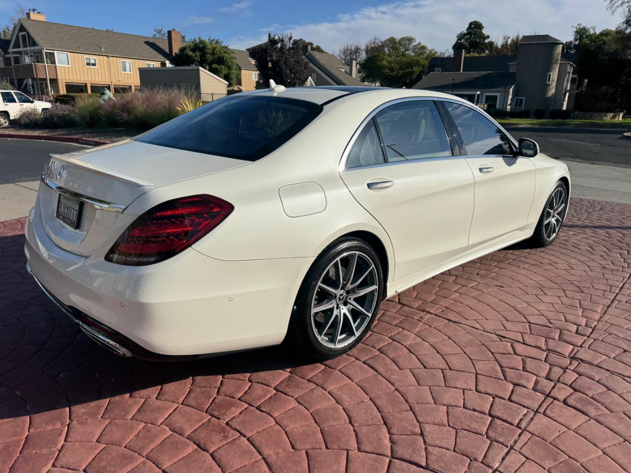 Mercedes-Benz S-Class S560 2019