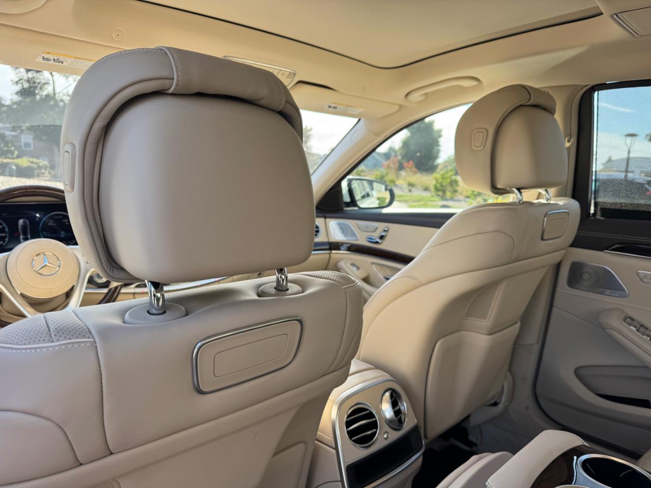 Mercedes-Benz S-Class S560 2019