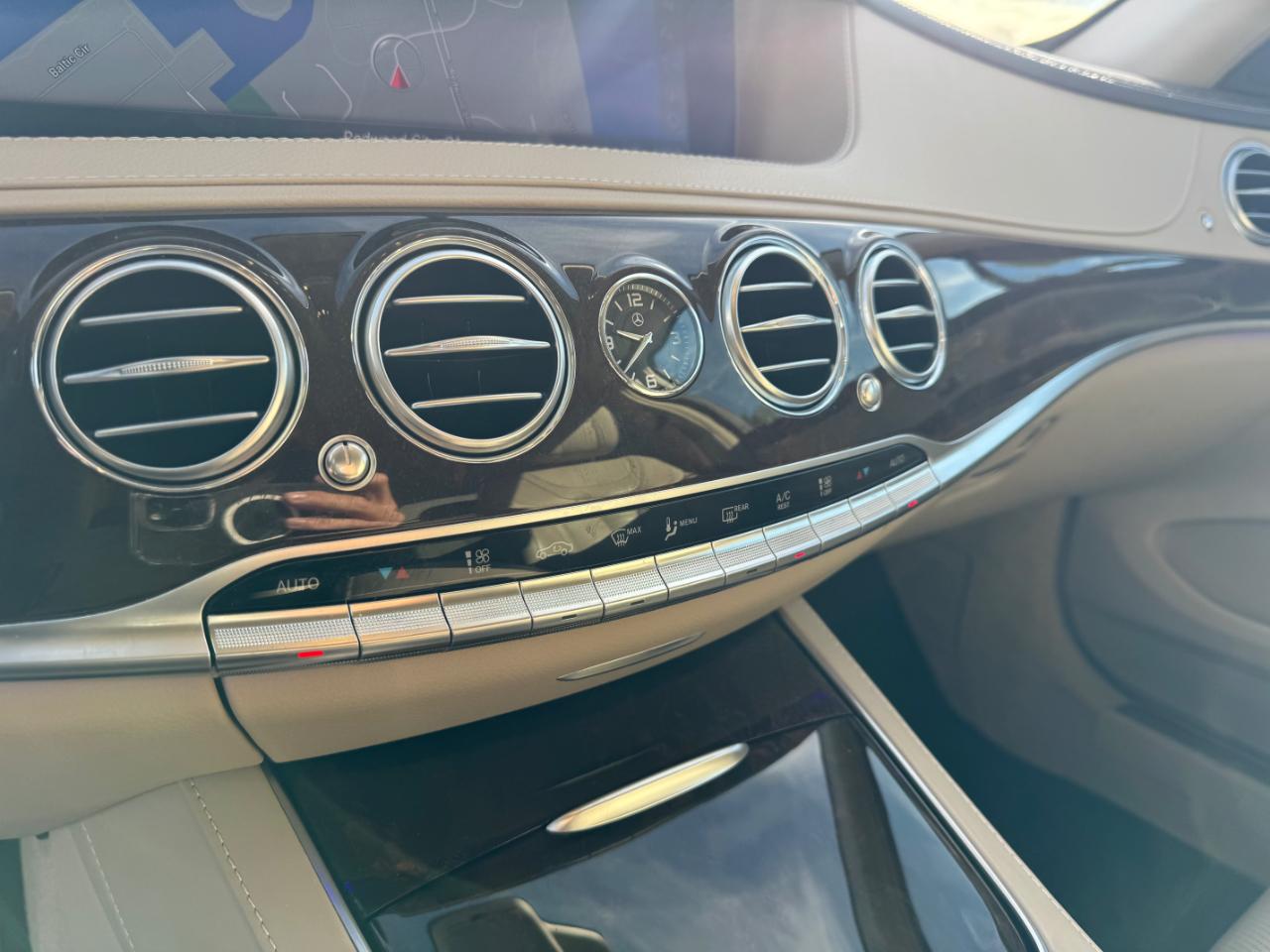 Mercedes-Benz S-Class S560 2019