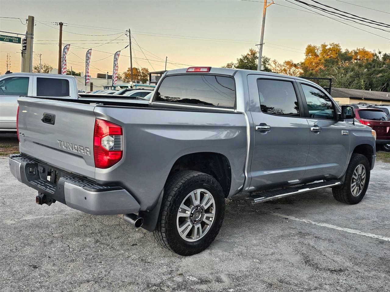 Toyota Tundra  2015