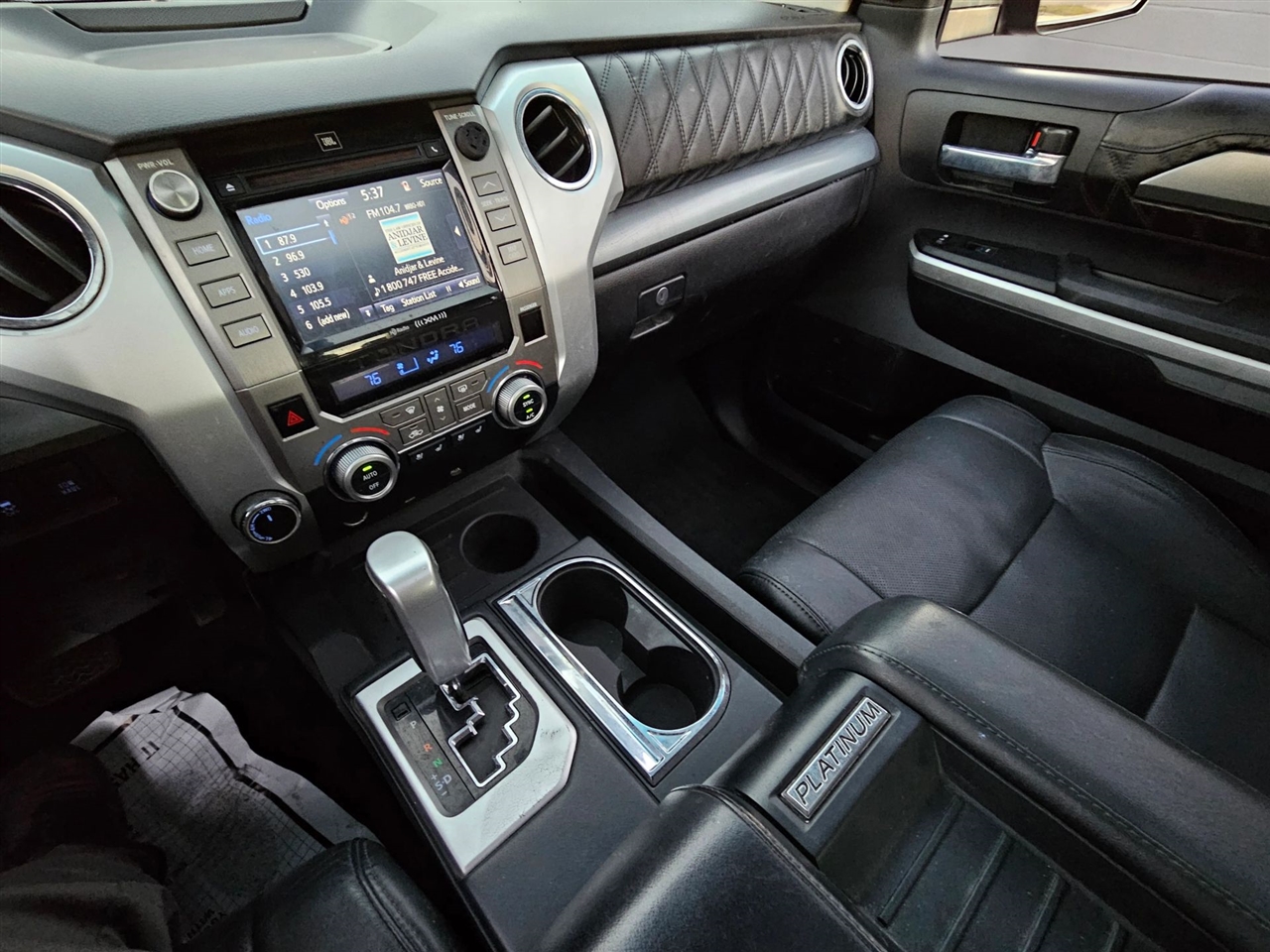 Toyota Tundra  2015