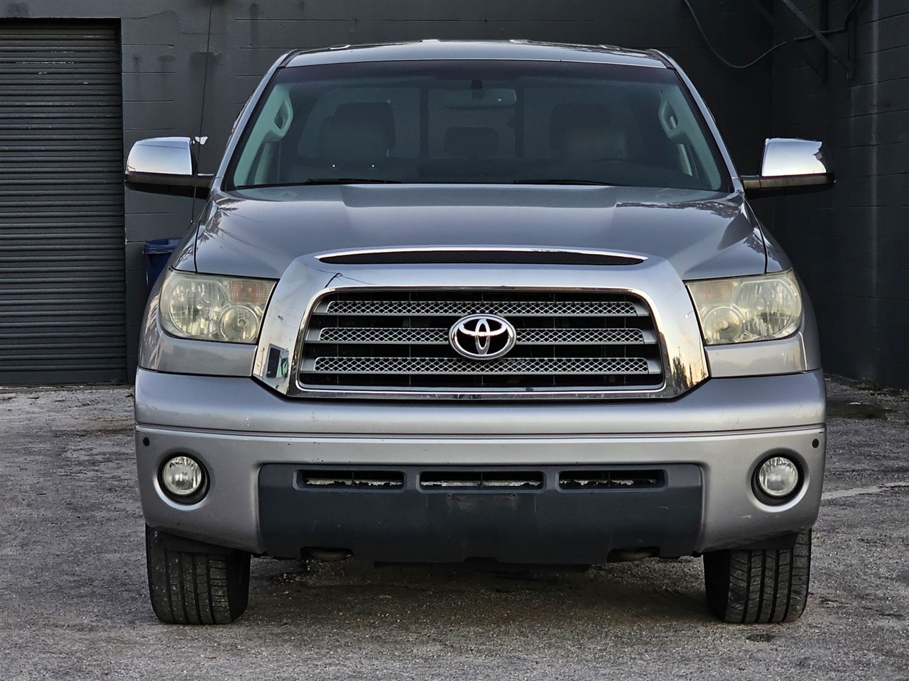 Toyota Tundra  2008