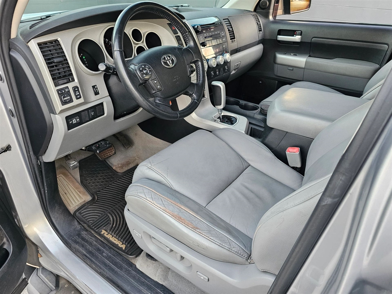 Toyota Tundra  2008