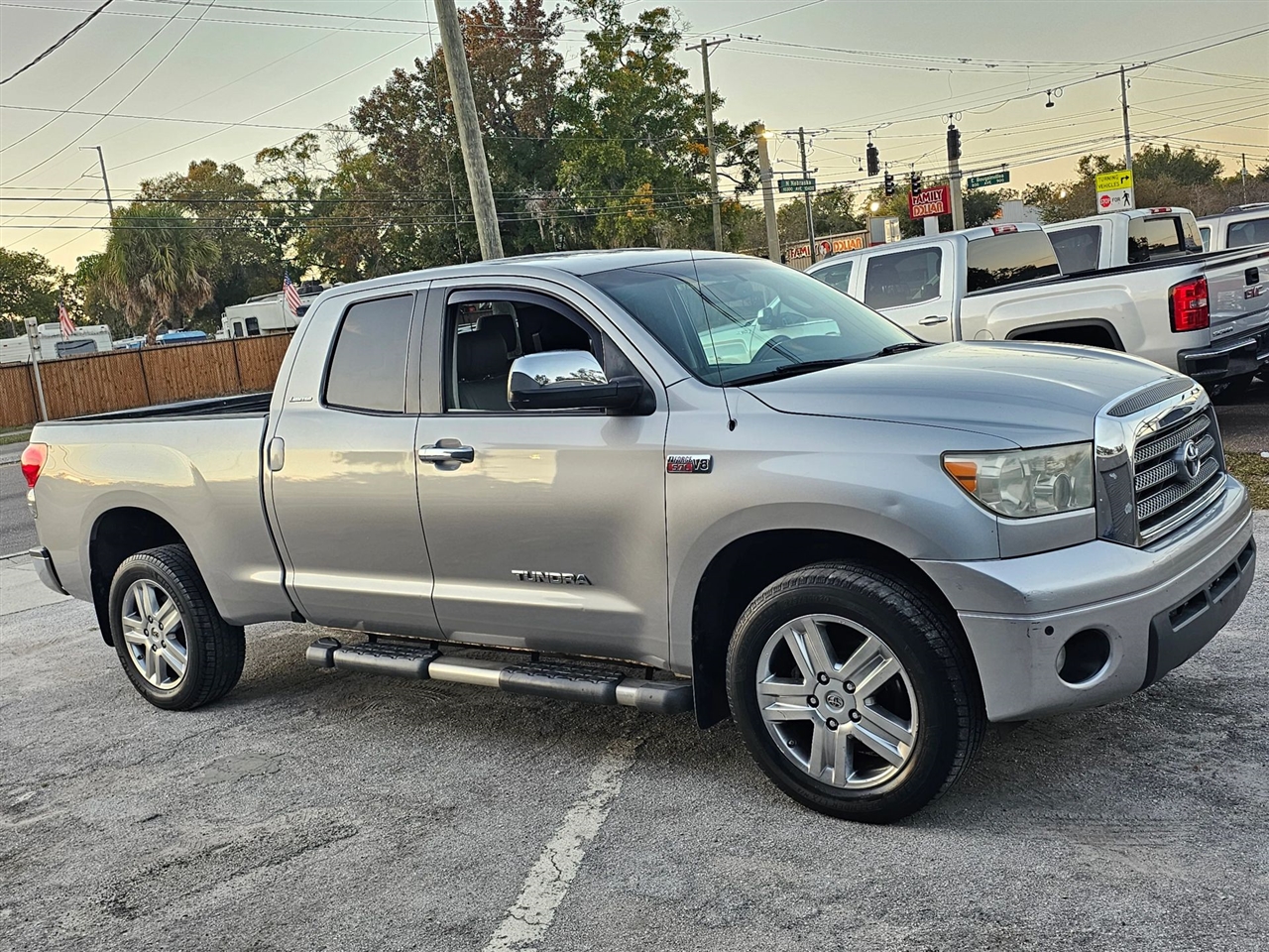 Toyota Tundra  2008