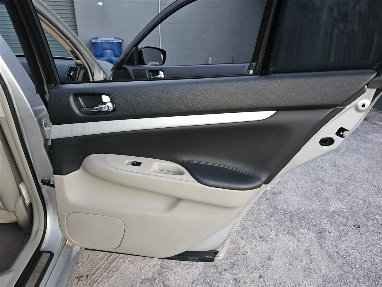 Infiniti G Sedan  2009