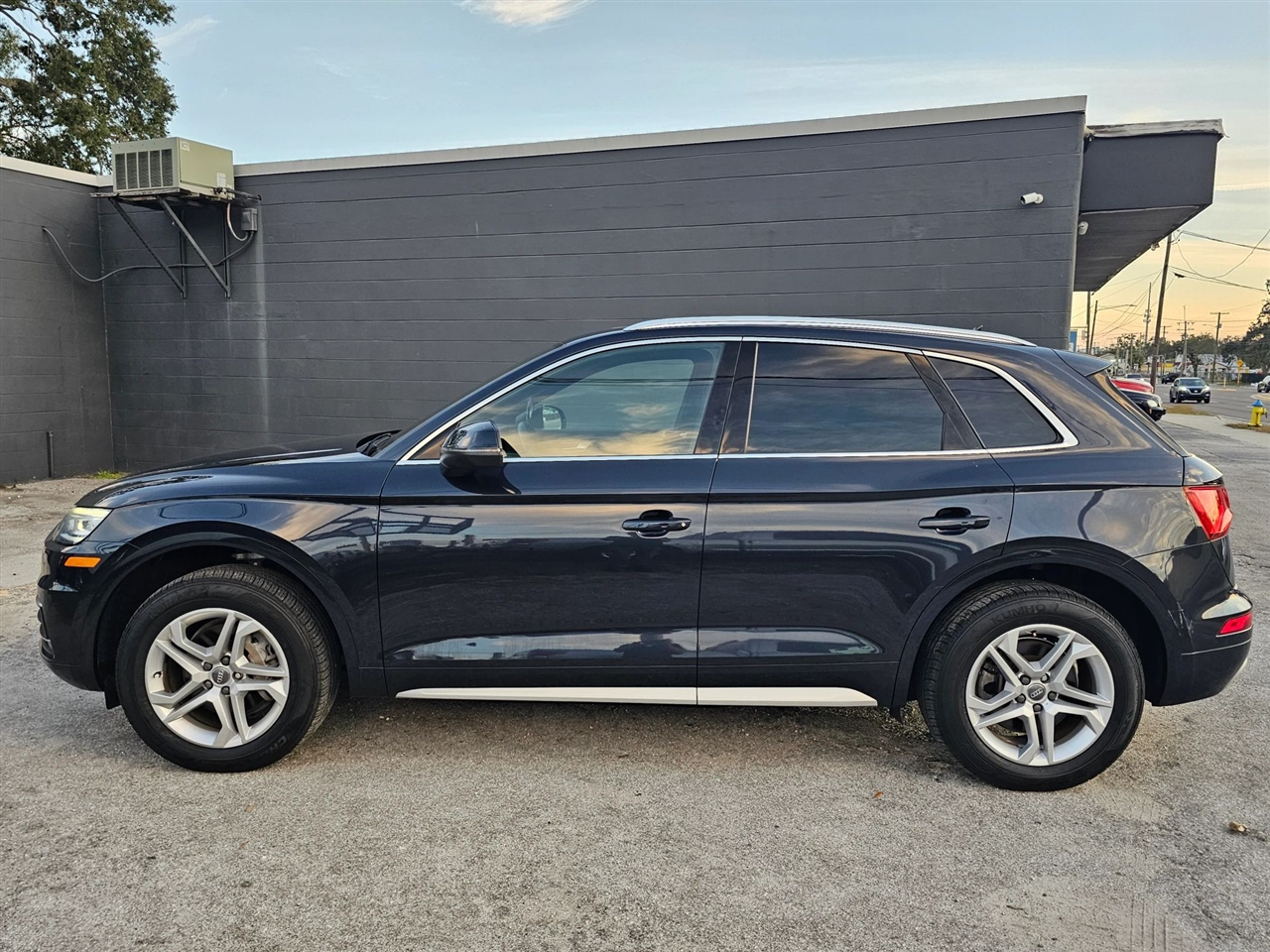 Audi Q5  2019
