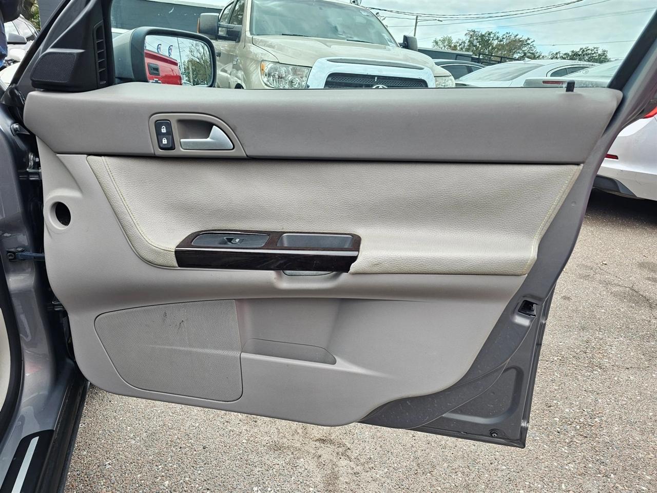 Volvo S40 (2004.5)  2004