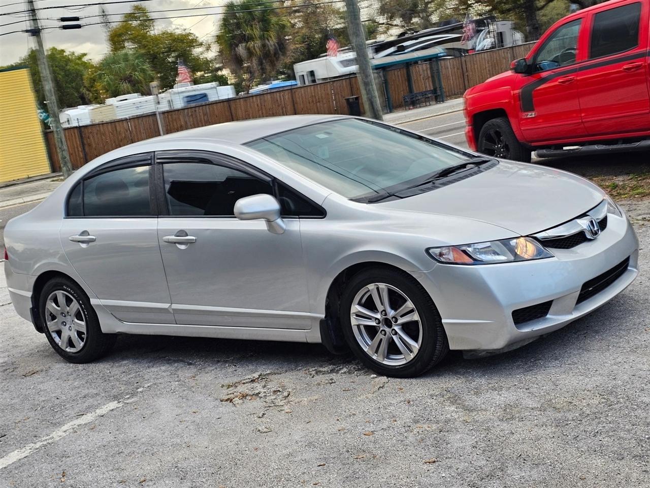 Honda Civic  2011