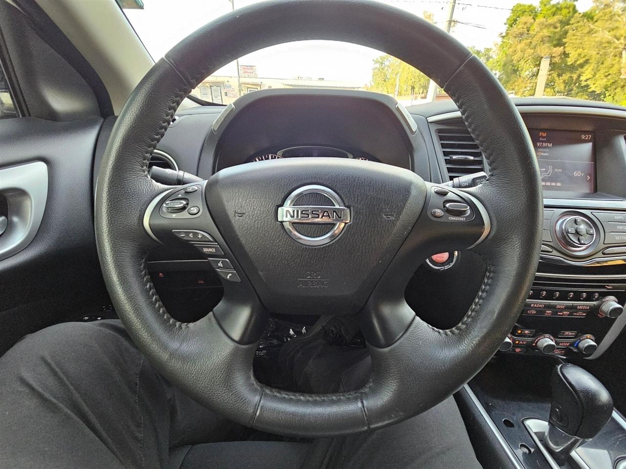 Nissan Pathfinder  2018