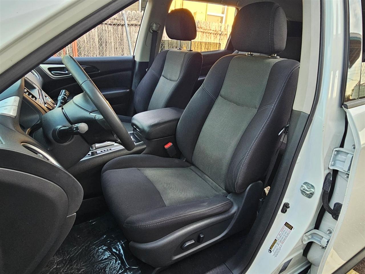 Nissan Pathfinder  2018