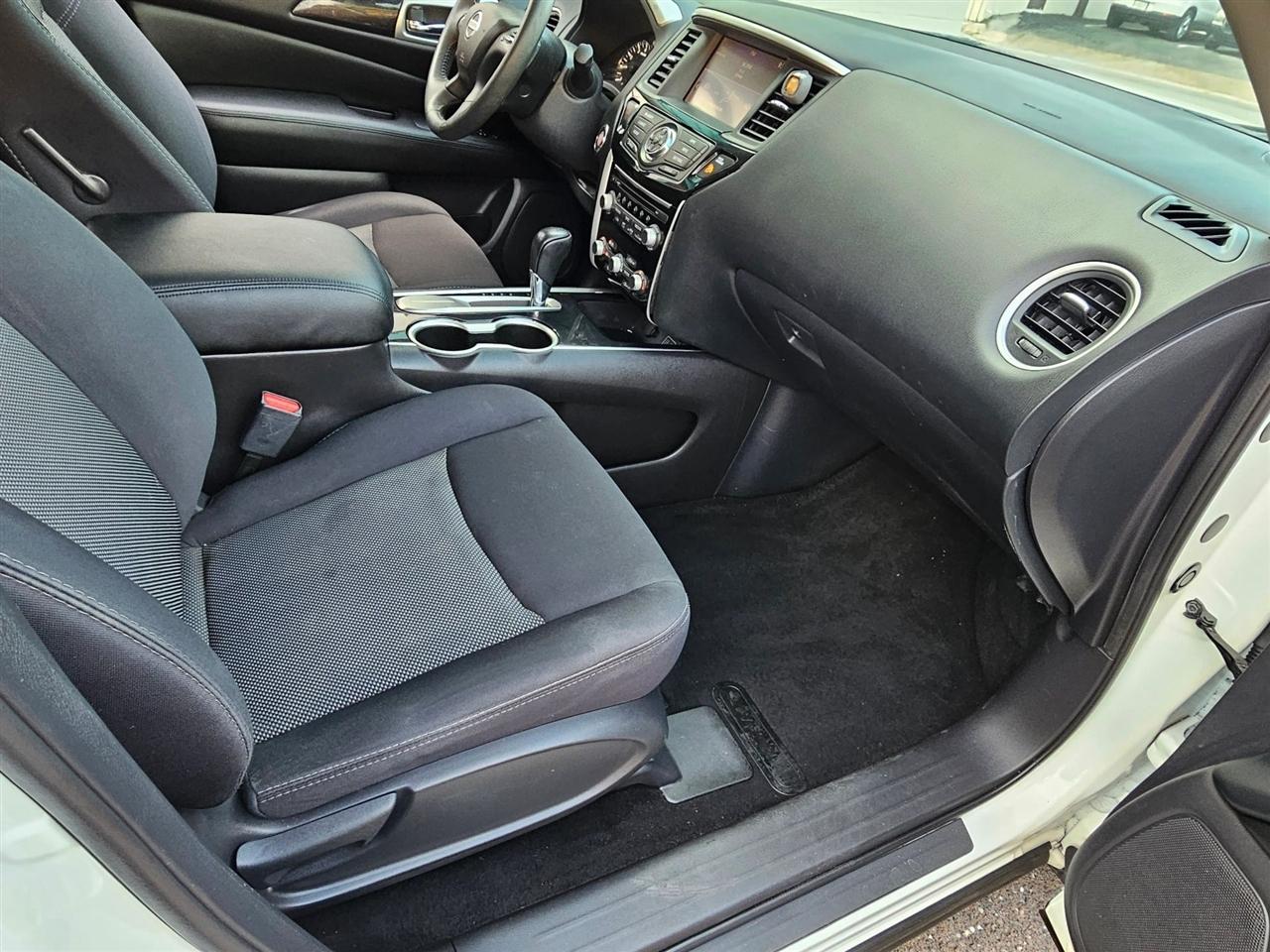 Nissan Pathfinder  2018