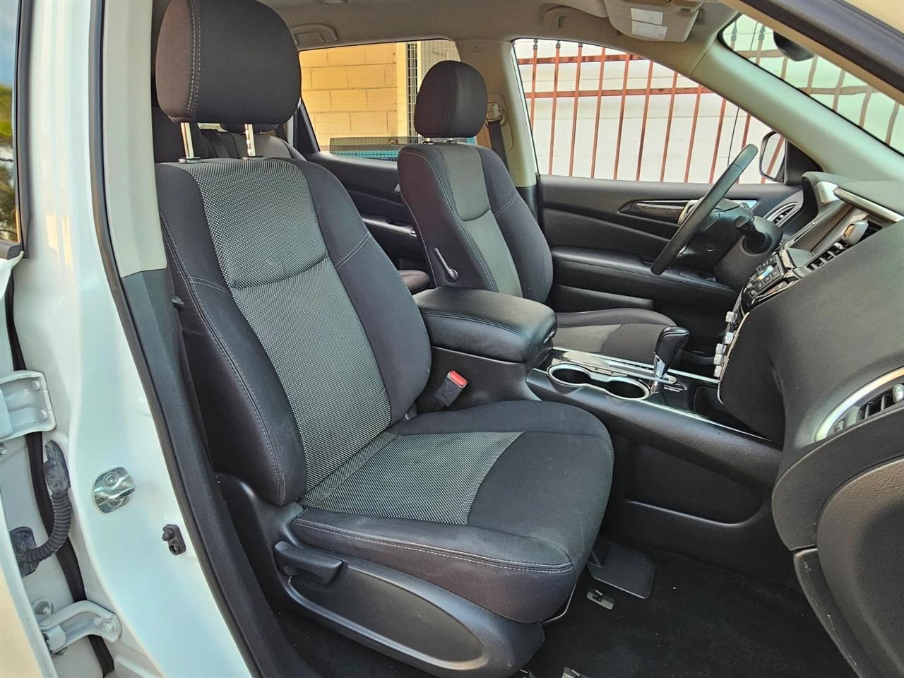 Nissan Pathfinder  2018