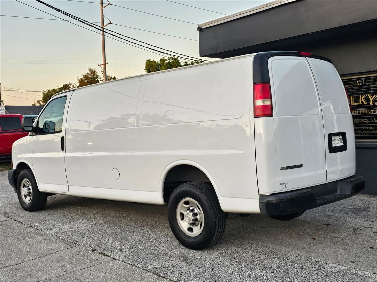 Chevrolet Express  2017