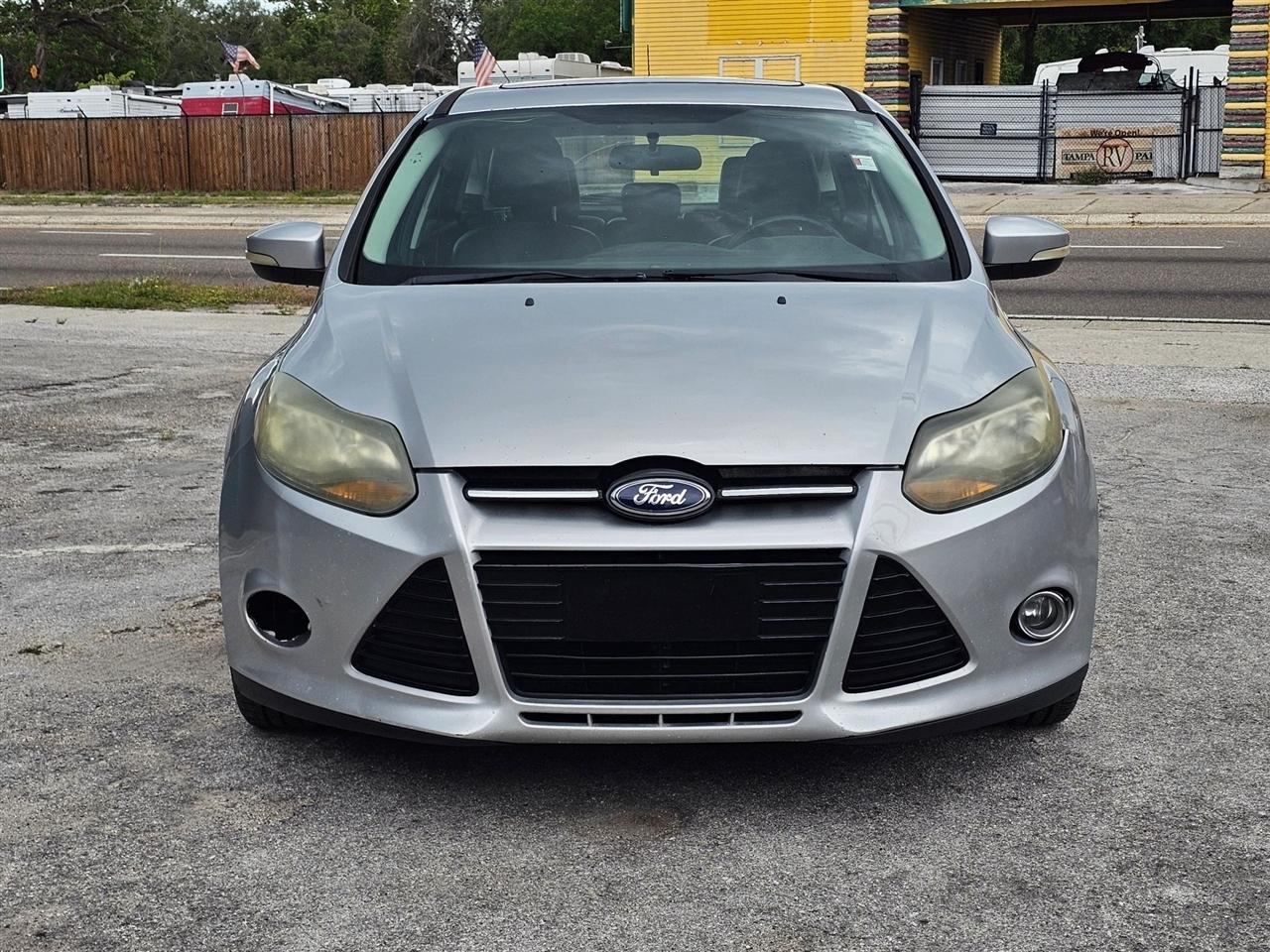 Ford Focus  2014
