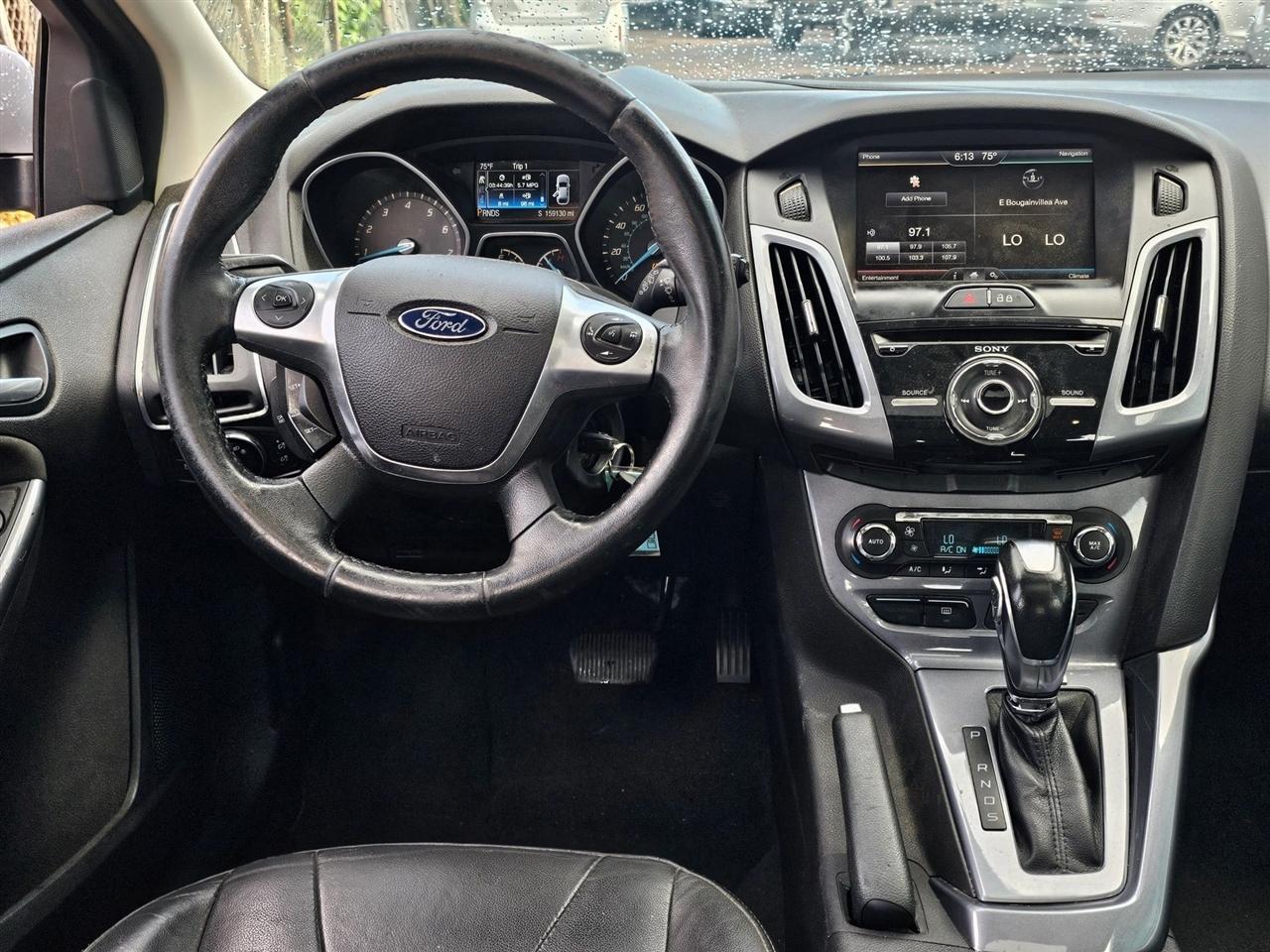 Ford Focus  2014
