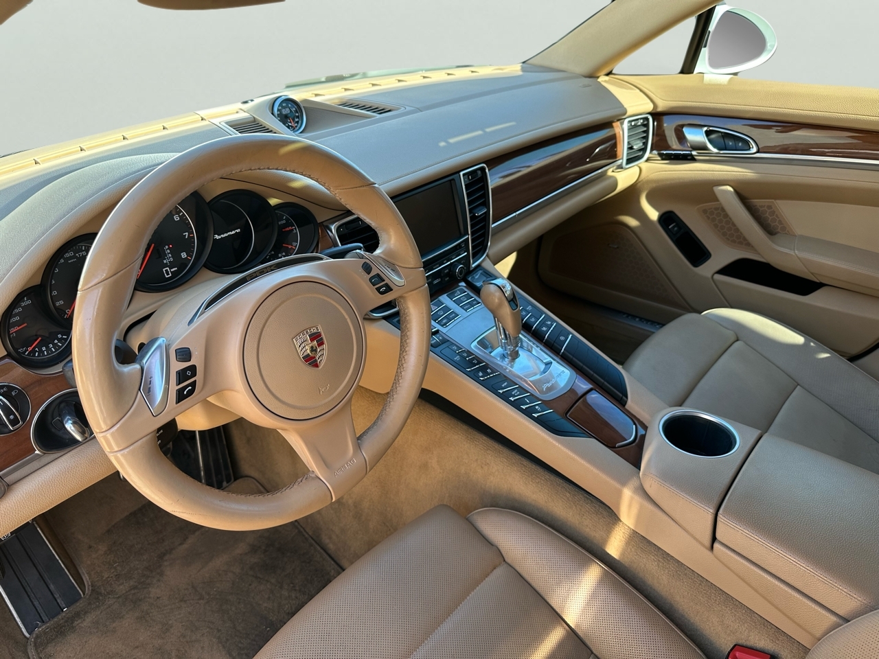 Porsche Panamera 4 2015