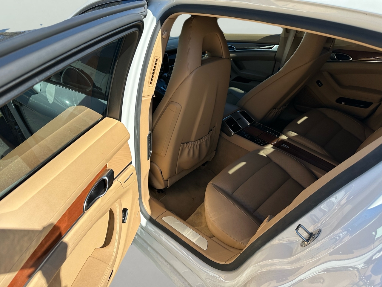 Porsche Panamera 4 2015