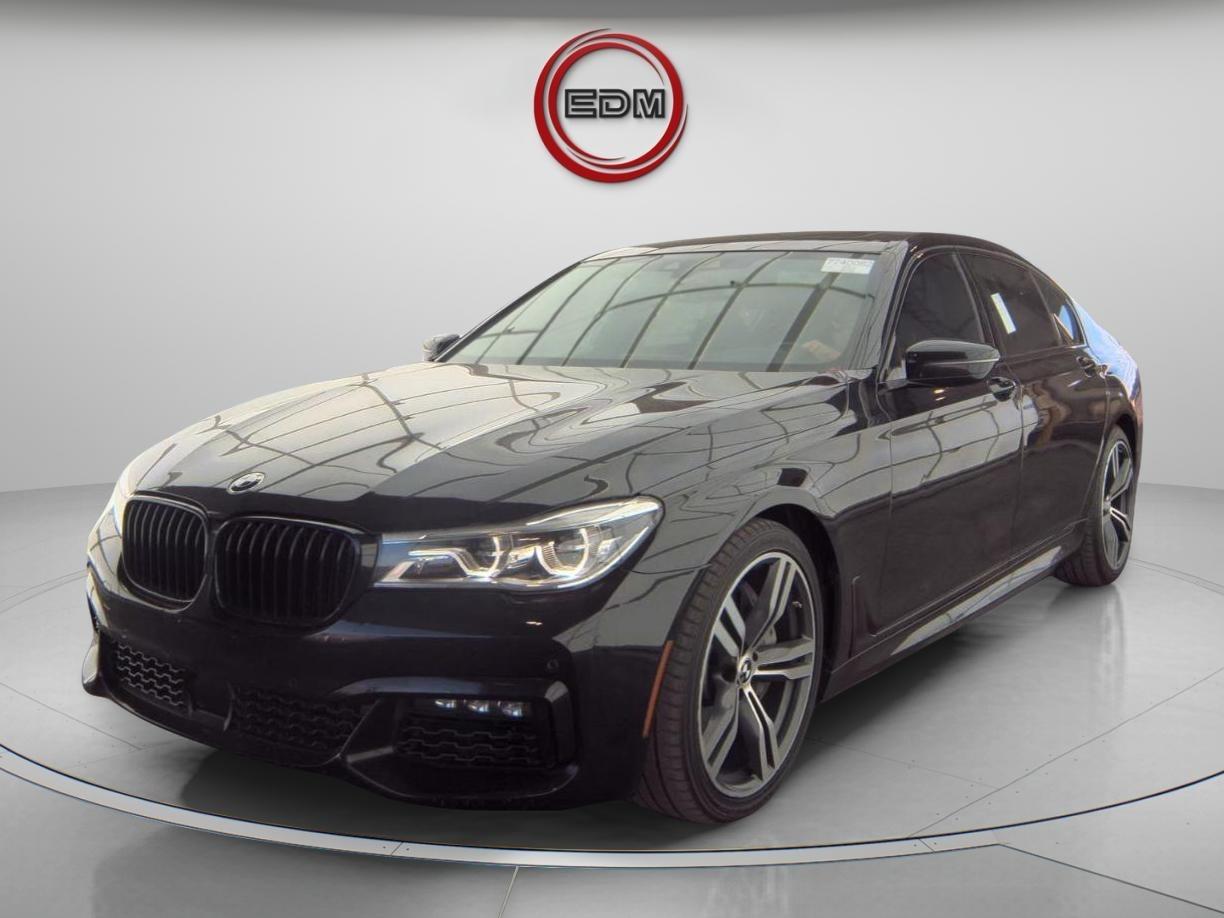2019 BMW 7 Series 750i's photo