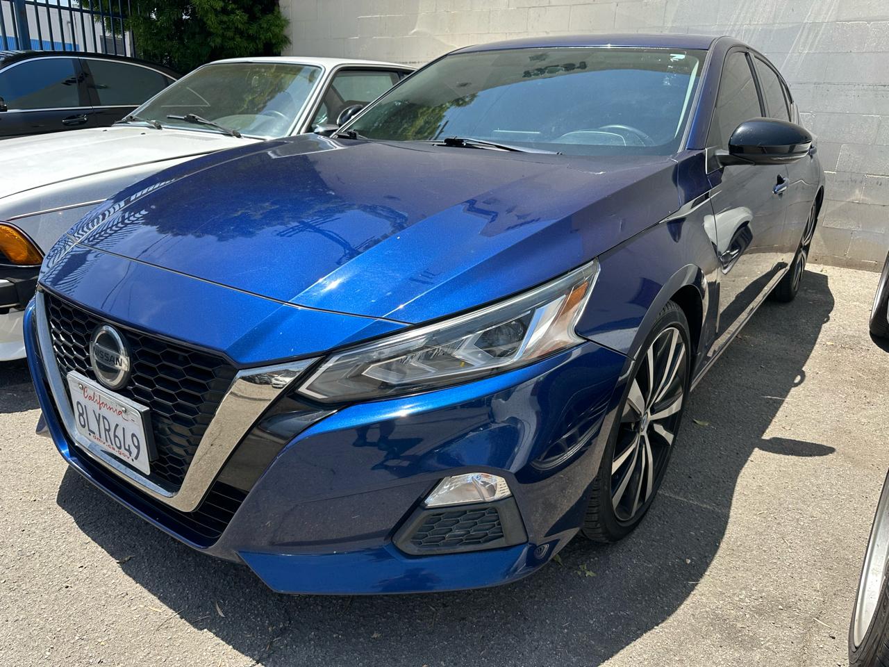 2019 Nissan Altima 2.0 VC-T SR's photo