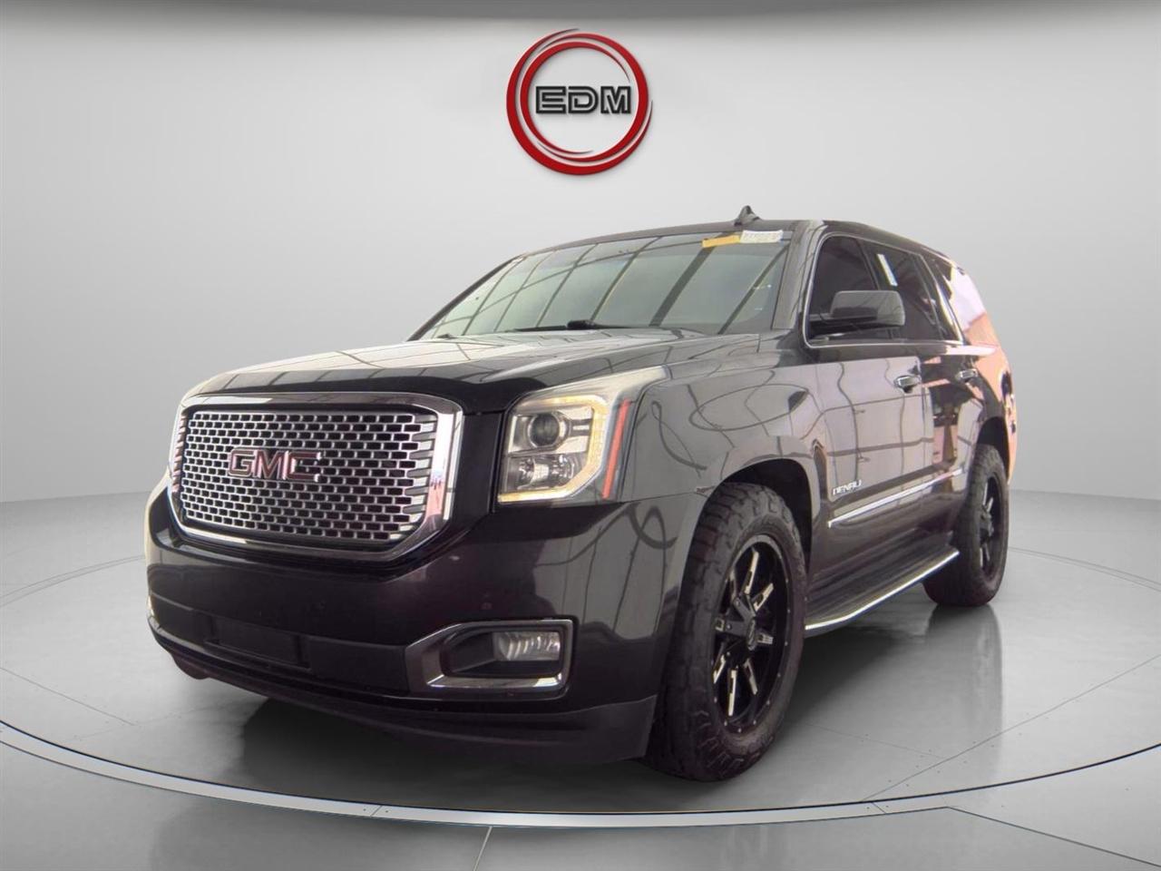 2016 GMC Yukon 4WD Denali's photo