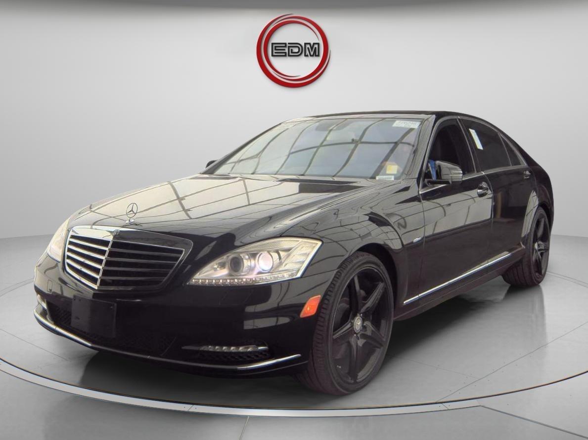 2012 Mercedes-Benz S-Class S550