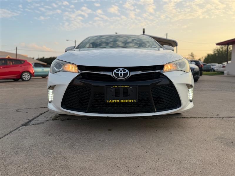 Toyota Camry  2016