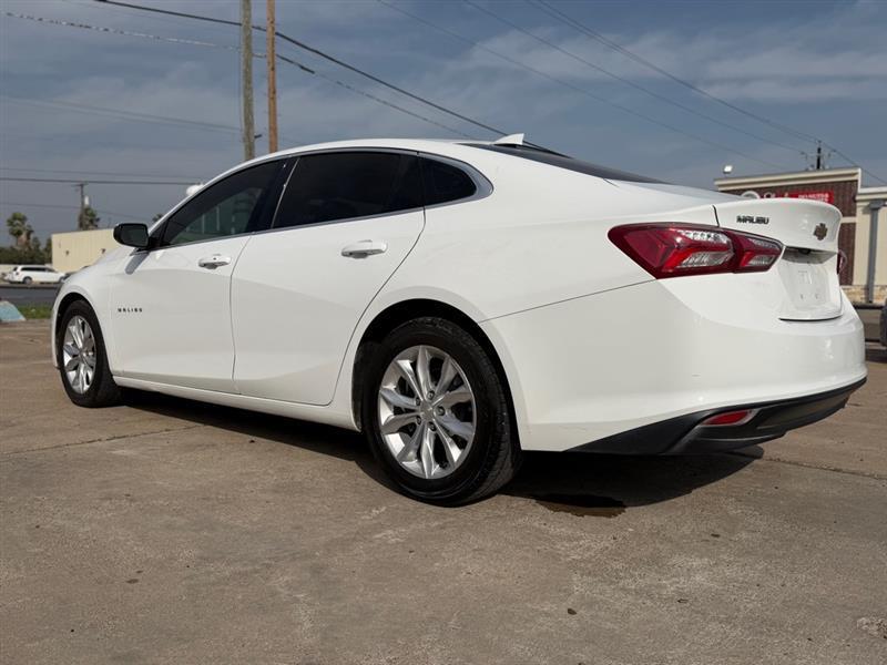 Chevrolet Malibu  2021