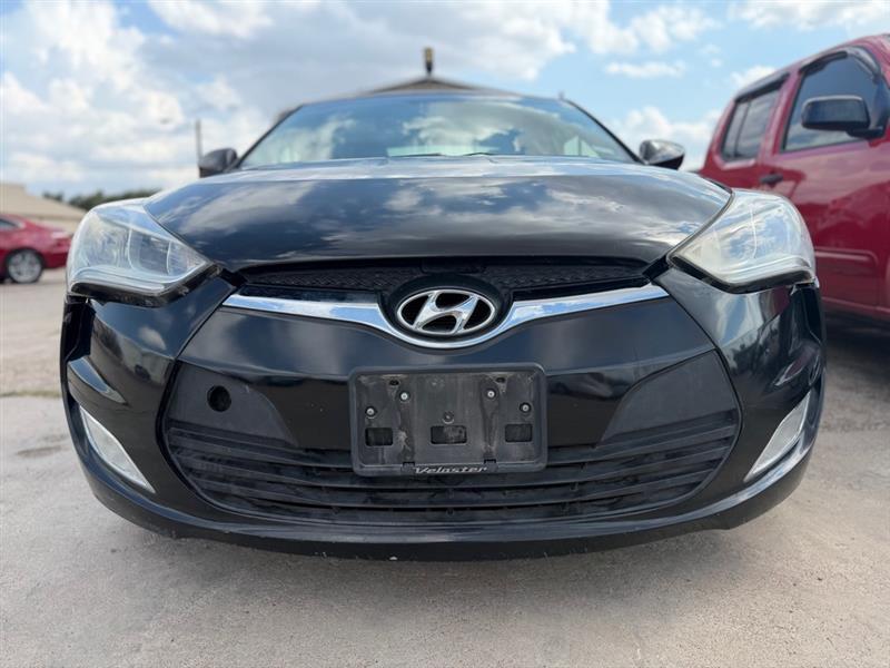 Hyundai Veloster  2013
