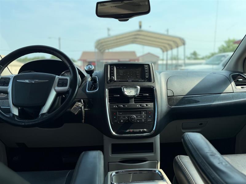 Chrysler Town & Country  2016