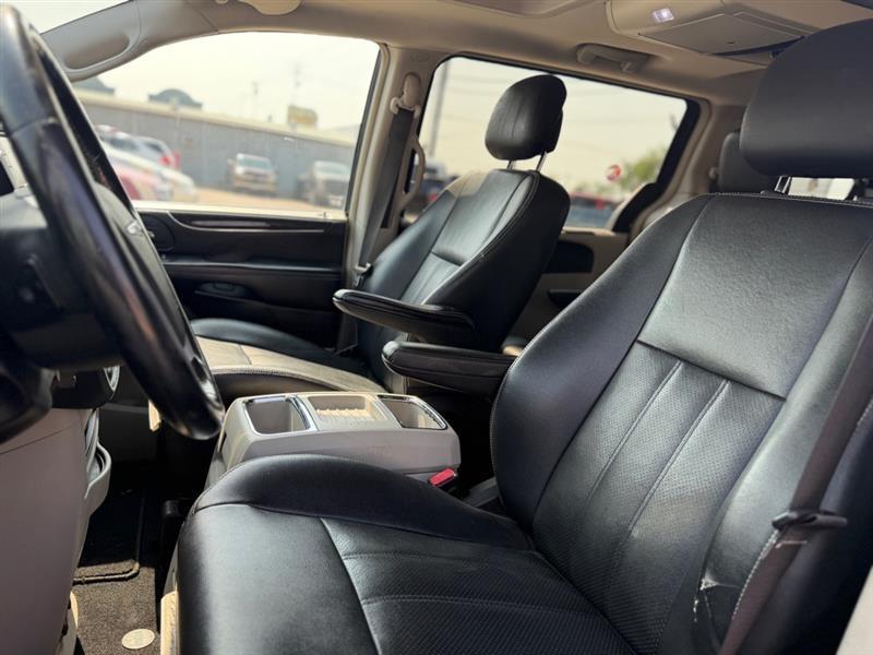 Chrysler Town & Country  2016