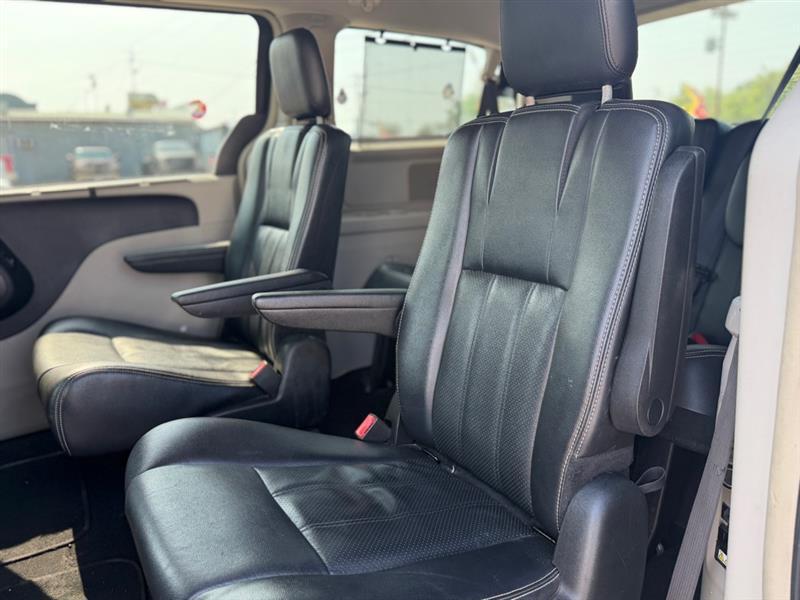 Chrysler Town & Country  2016