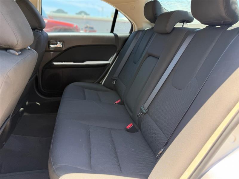 Ford Fusion  2011