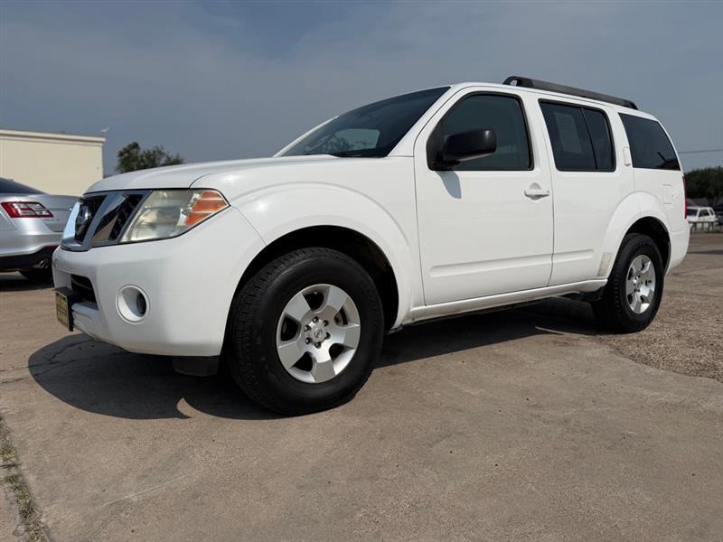 Nissan Pathfinder  2008