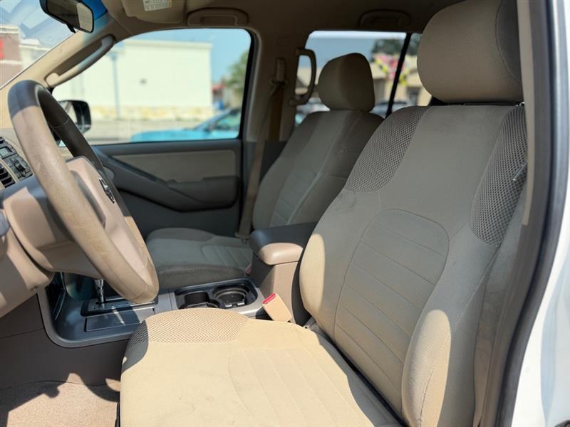 Nissan Pathfinder  2008