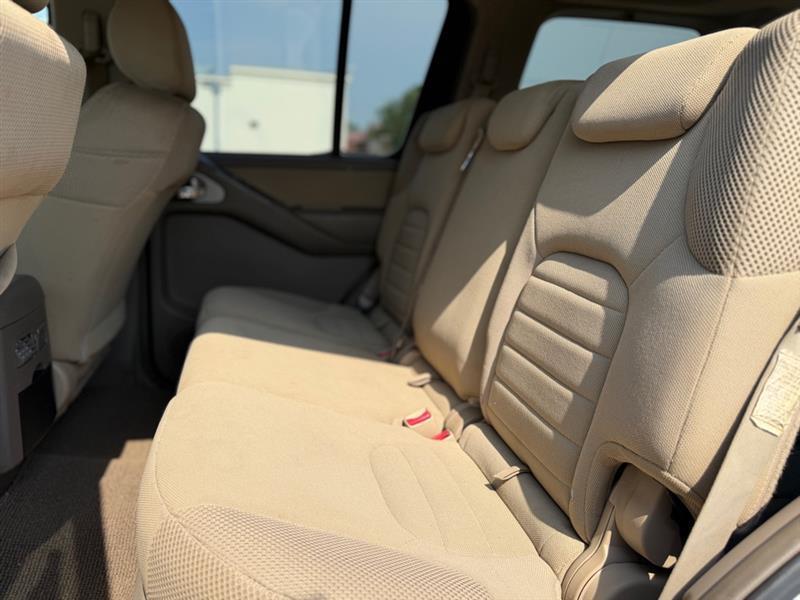 Nissan Pathfinder  2008