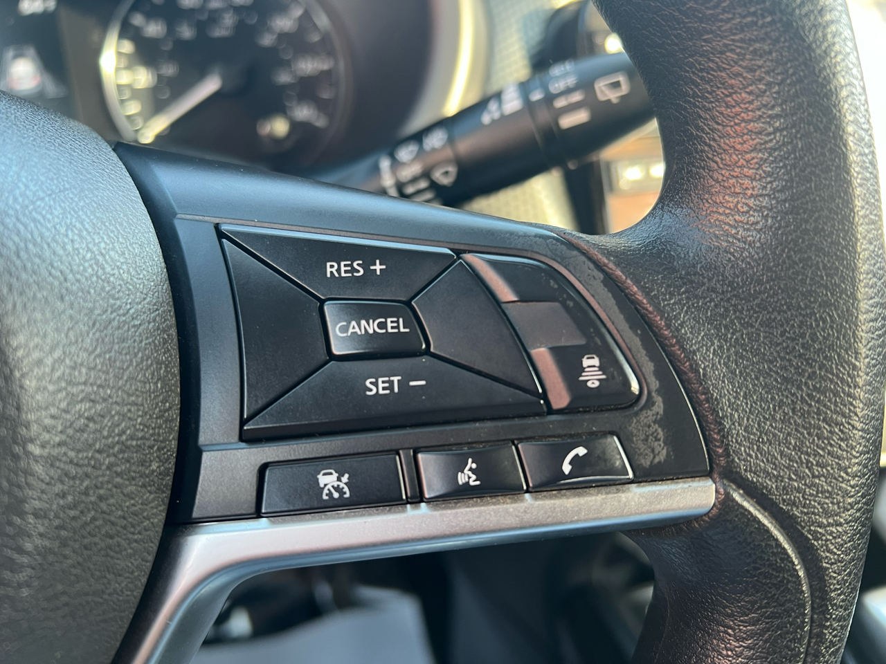 Nissan Kicks SV 2023