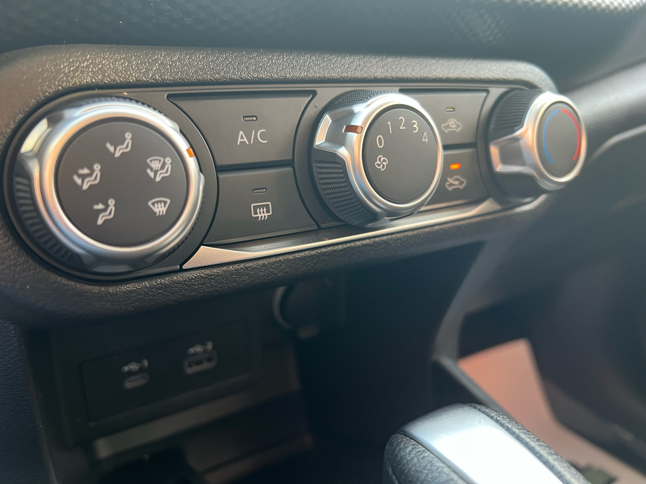 Nissan Kicks SV 2023