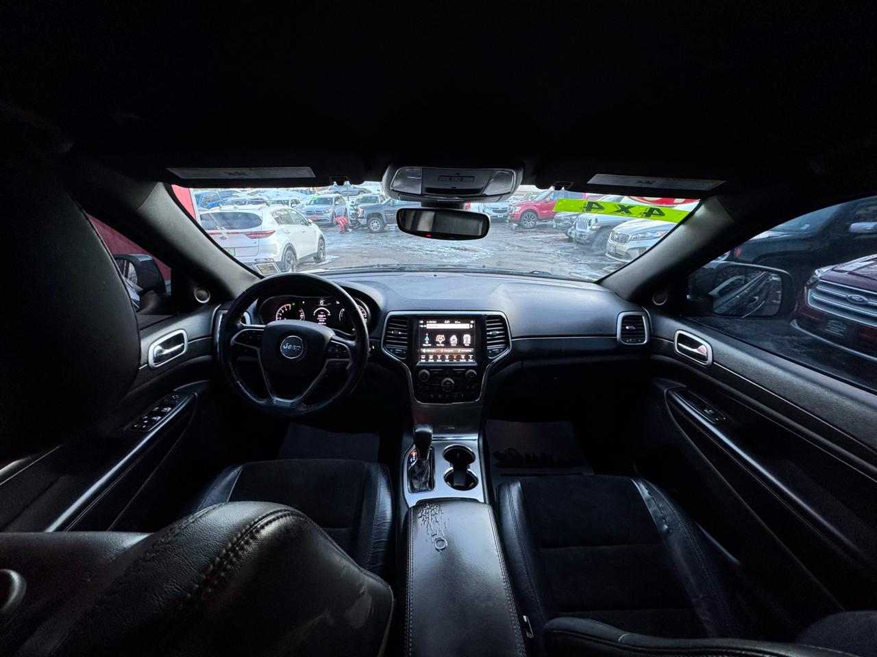 Jeep Grand Cherokee Laredo 4WD 2018