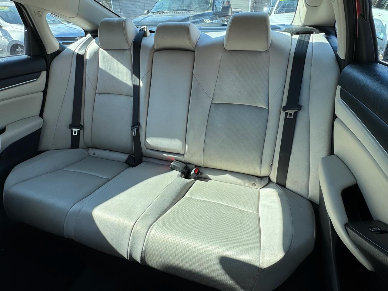 Honda Accord LX CVT 2020