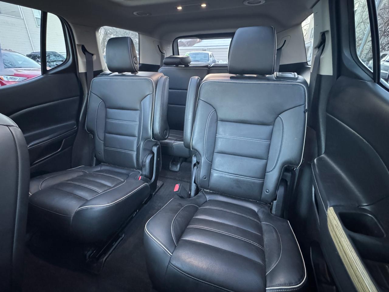 GMC Acadia Denali AWD 2019