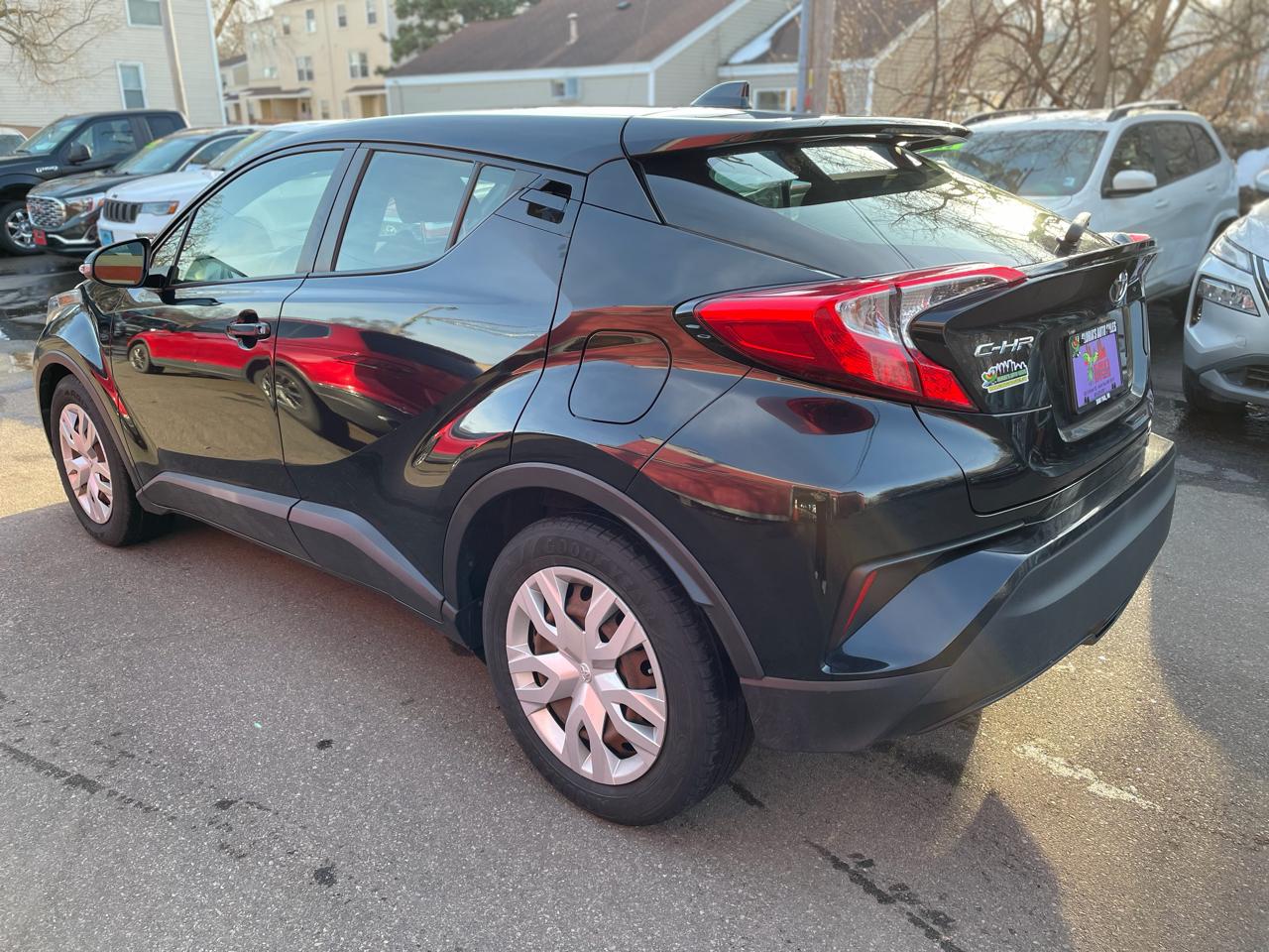 Toyota C-HR XLE 2019