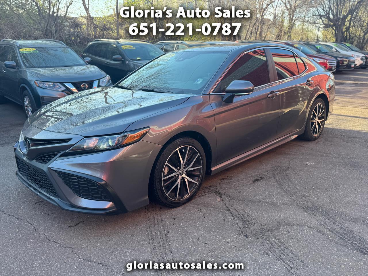 Toyota Camry SE 2023